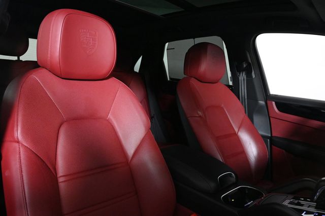 2021 Porsche Cayenne S - 23003024 - 18