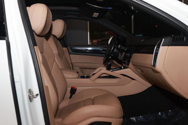 2021 Porsche Cayenne S Coupe AWD - 22982802 - 14