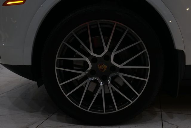 2021 Porsche Cayenne S Coupe AWD - 22982802 - 28