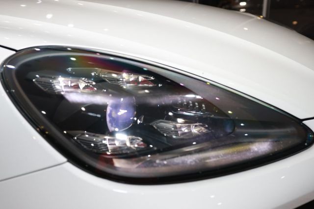 2021 Porsche Cayenne S Coupe AWD - 22982802 - 34