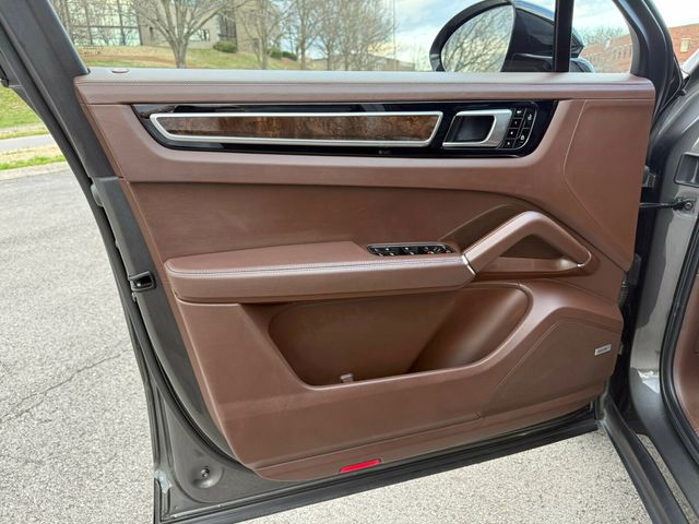2021 Porsche Cayenne S Coupe, Rare Special Order, $129K MSRP! Carbon Ceramic Brakes - 22994965 - 13
