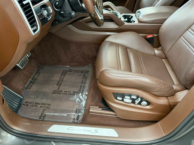 2021 Porsche Cayenne S Coupe, Rare Special Order, $129K MSRP! Carbon Ceramic Brakes - 22994965 - 15