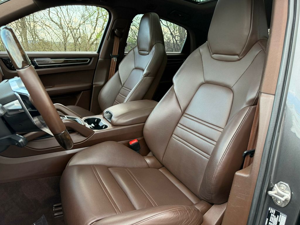 2021 Porsche Cayenne S Coupe, Rare Special Order, $129K MSRP! Carbon Ceramic Brakes - 22994965 - 16
