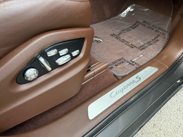 2021 Porsche Cayenne S Coupe, Rare Special Order, $129K MSRP! Carbon Ceramic Brakes - 22994965 - 34