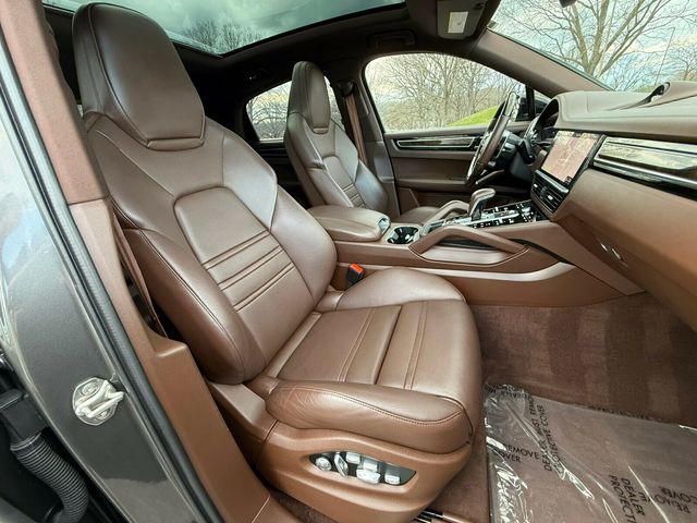 2021 Porsche Cayenne S Coupe, Rare Special Order, $129K MSRP! Carbon Ceramic Brakes - 22994965 - 35