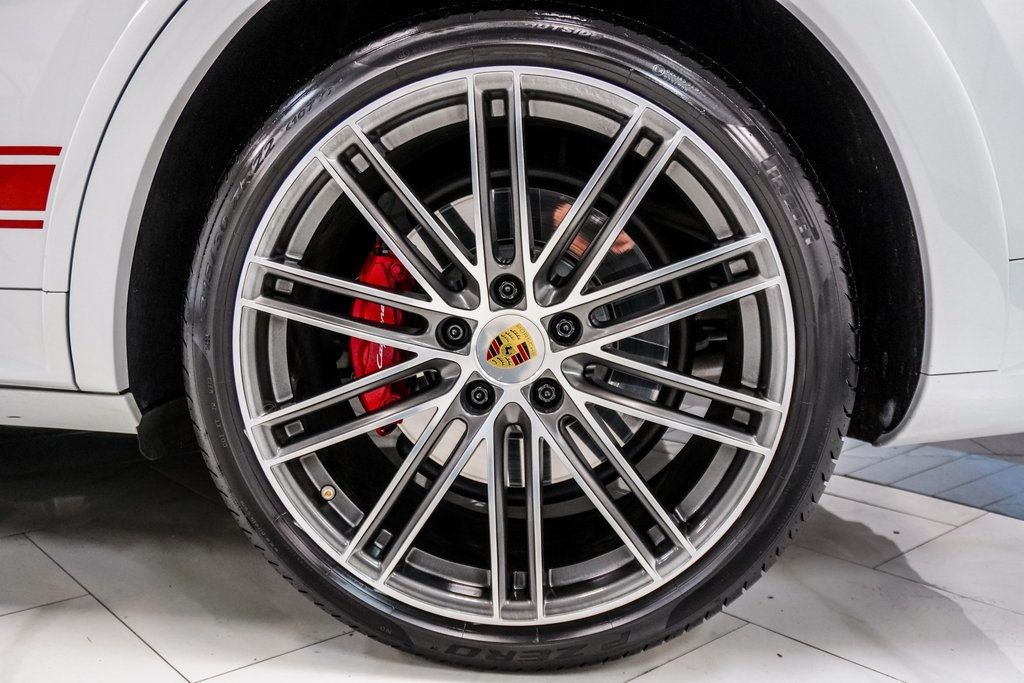 2021 Porsche Cayenne Turbo photo 10