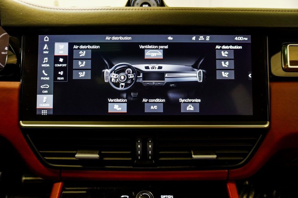 2021 Porsche Cayenne Turbo photo 45