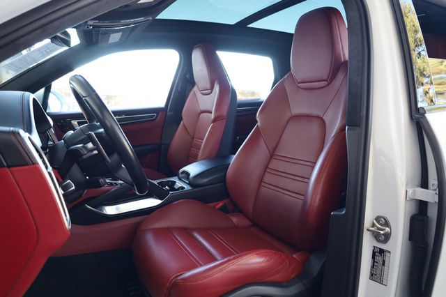 2021 Porsche Cayenne Turbo AWD - 22958246 - 15