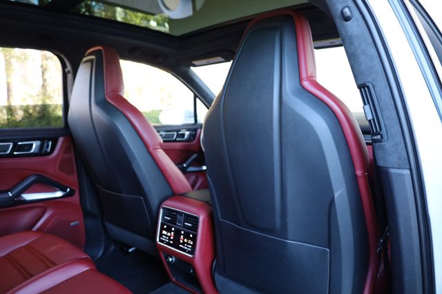 2021 Porsche Cayenne Turbo AWD - 22958246 - 20