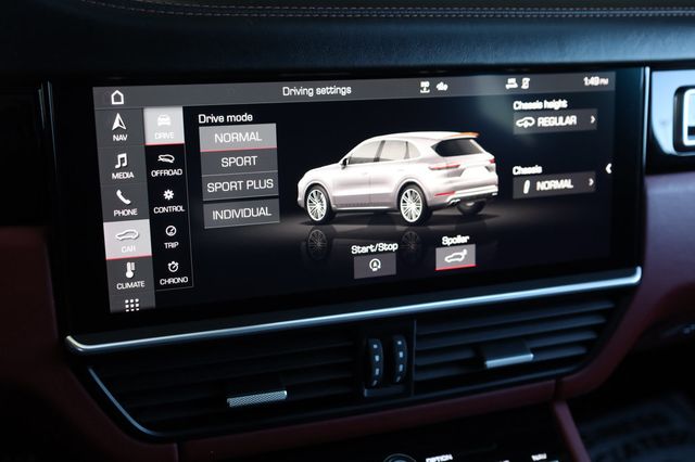 2021 Porsche Cayenne Turbo AWD - 22958246 - 37