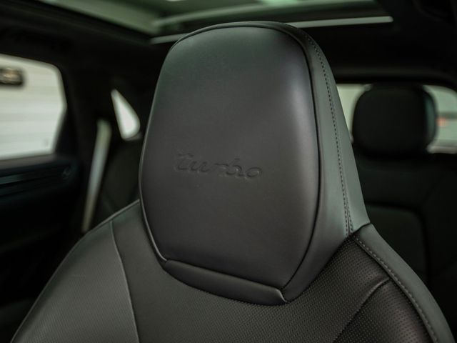 2021 Porsche Cayenne Turbo AWD TechArt - 22889224 - 31