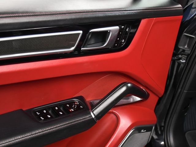 2021 Porsche Cayenne Coupe Turbo - 22776736 - 9