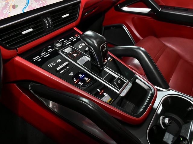 2021 Porsche Cayenne Coupe Turbo - 22776736 - 40