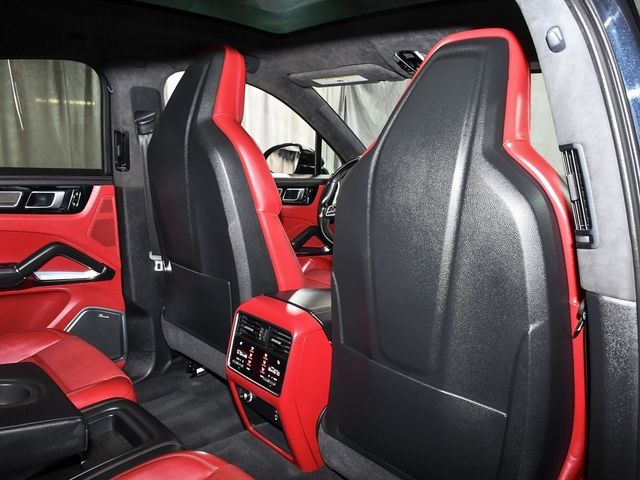 2021 Porsche Cayenne Coupe Turbo - 22776736 - 52
