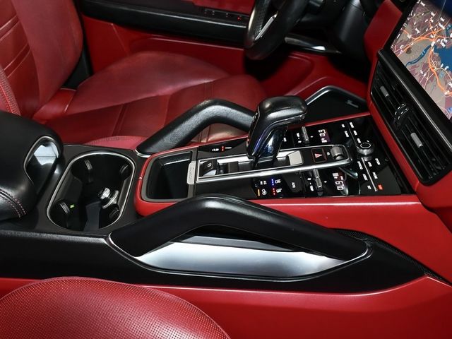 2021 Porsche Cayenne Coupe Turbo - 22776736 - 59