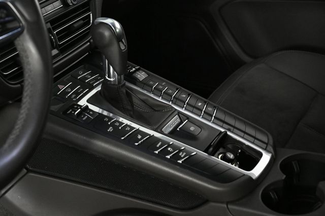 2021 Porsche Macan AWD - 22949641 - 20