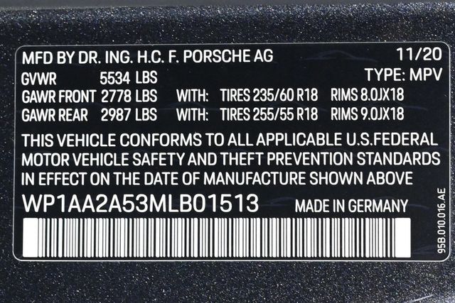 2021 Porsche Macan AWD - 22949641 - 26