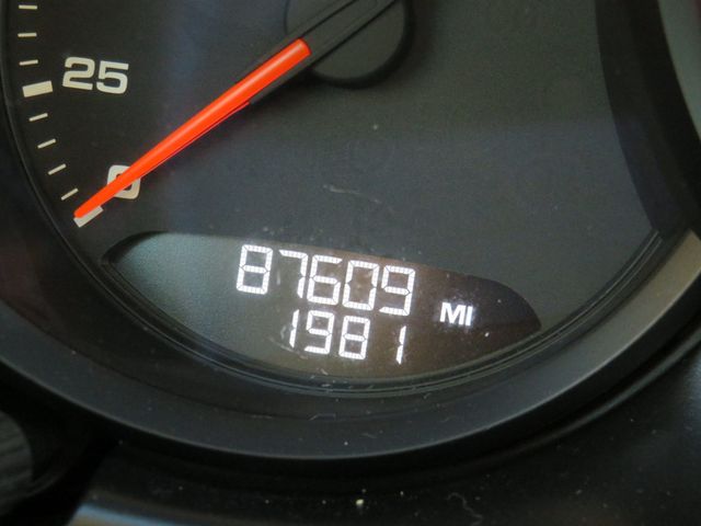 2021 Porsche Macan AWD - 22960788 - 13