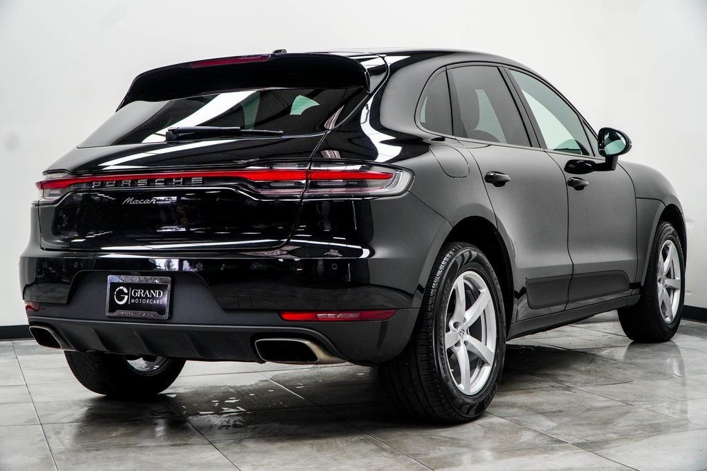 2021 Porsche Macan Base photo 10