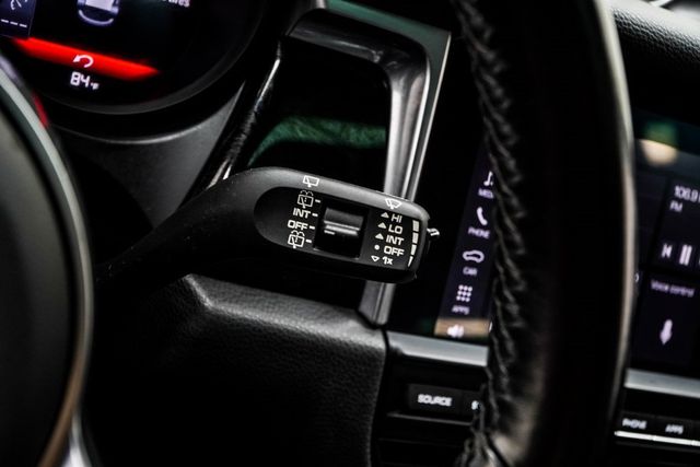 2021 Porsche Macan AWD - 22931837 - 32
