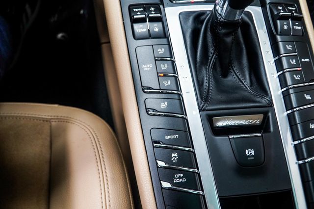 2021 Porsche Macan AWD - 23094206 - 23