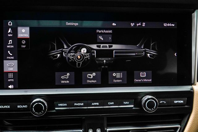 2021 Porsche Macan AWD - 23094206 - 28