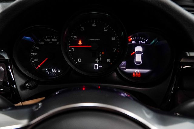 2021 Porsche Macan AWD - 23094206 - 35