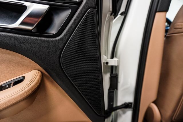 2021 Porsche Macan AWD - 22978896 - 9