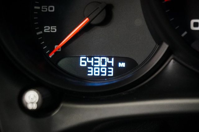 2021 Porsche Macan AWD - 22978896 - 32