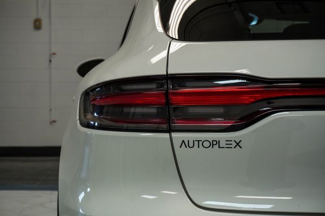 2021 Porsche Macan AWD - 22978896 - 41