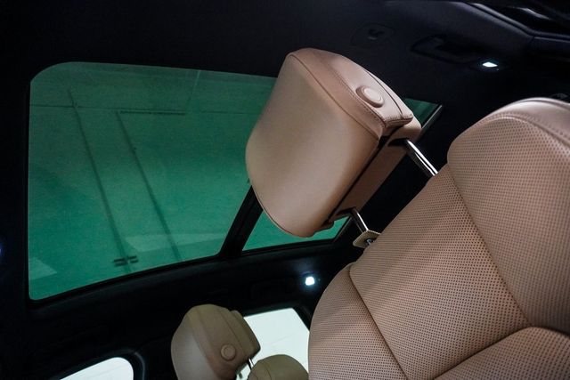 2021 Porsche Macan AWD - 22978896 - 7