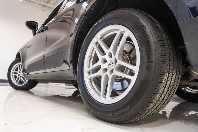 2021 Porsche Macan AWD - 23040156 - 38