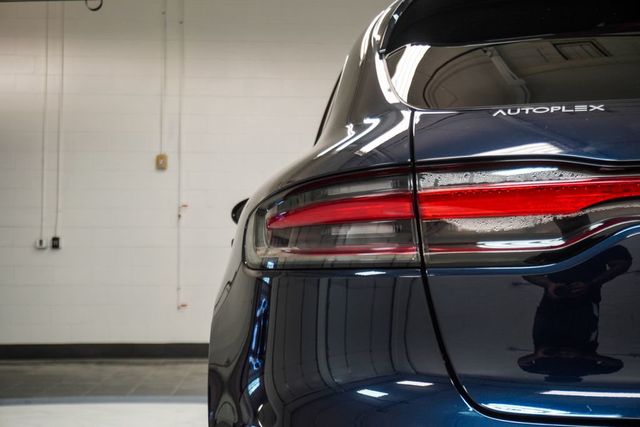 2021 Porsche Macan AWD - 23040156 - 42