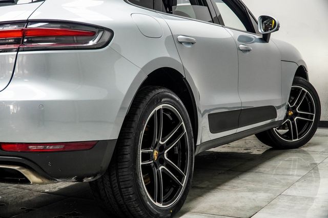 2021 Porsche Macan AWD - 22930089 - 16