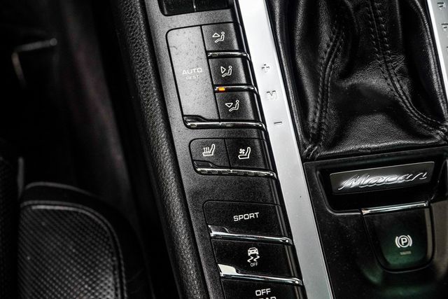 2021 Porsche Macan AWD - 22930089 - 23