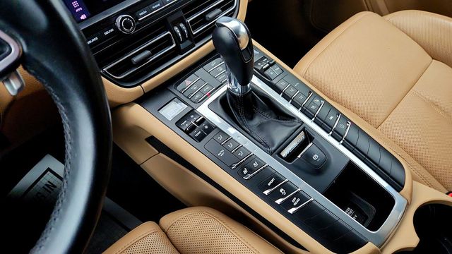 2021 Porsche Macan AWD - 23095037 - 16