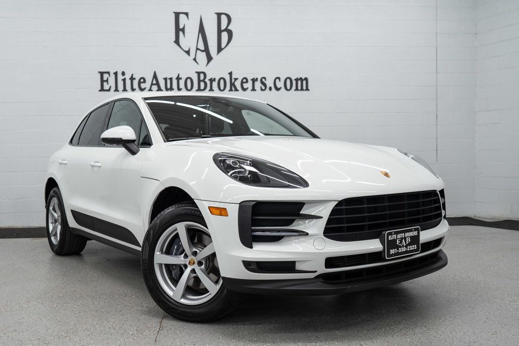 2021 Porsche Macan AWD - 22429839 - 54