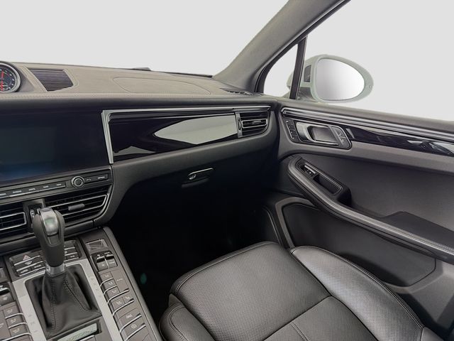 2021 Porsche Macan AWD - 22987537 - 25