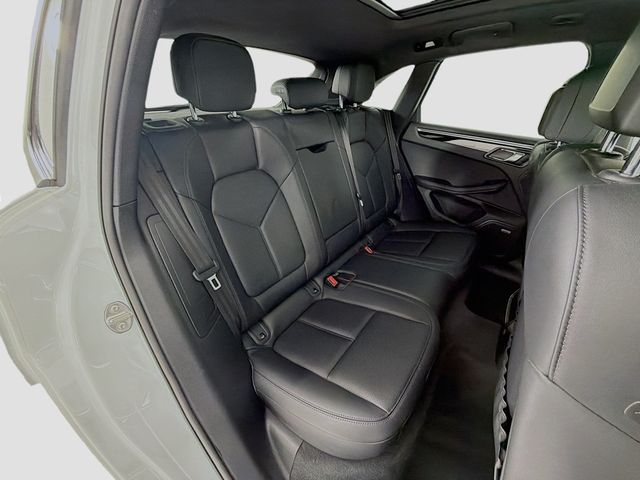 2021 Porsche Macan AWD - 22987537 - 28