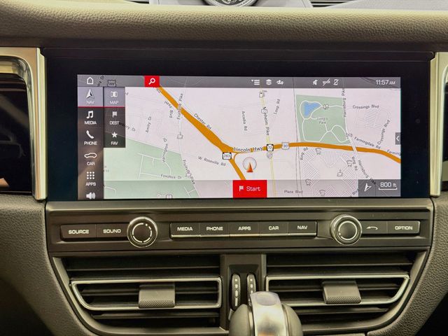 2021 Porsche Macan AWD - 23060469 - 16