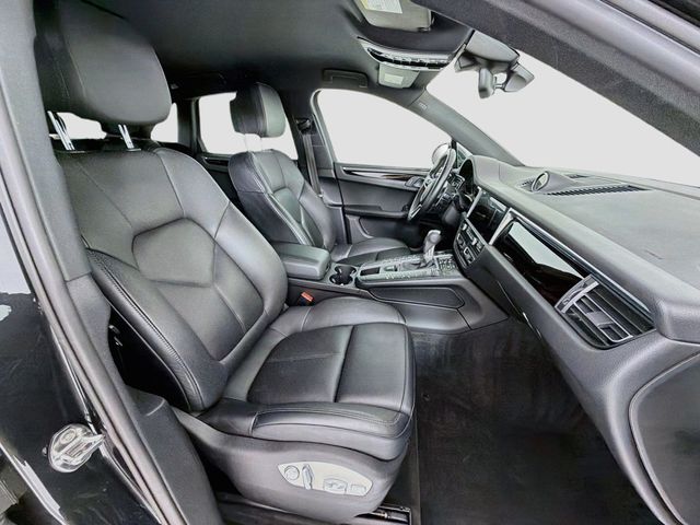 2021 Porsche Macan AWD - 23060469 - 26