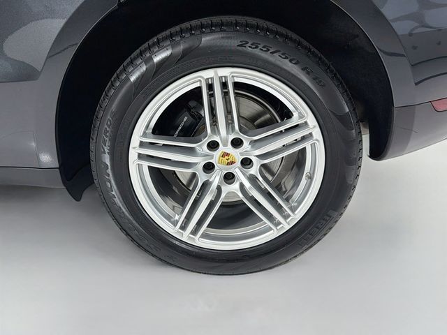 2021 Porsche Macan AWD - 23060469 - 30