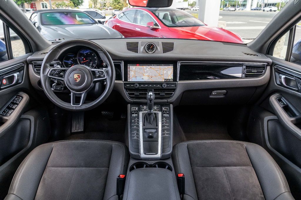 2021 Porsche Macan AWD - 22416405 - 5