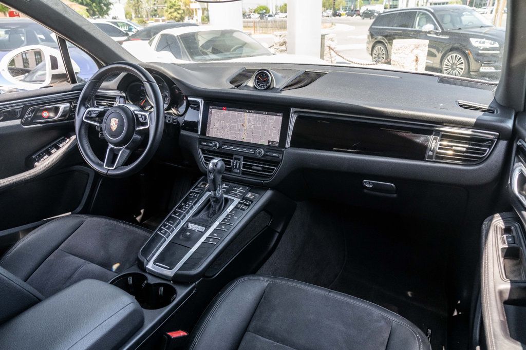 2021 Porsche Macan AWD - 22422794 - 21