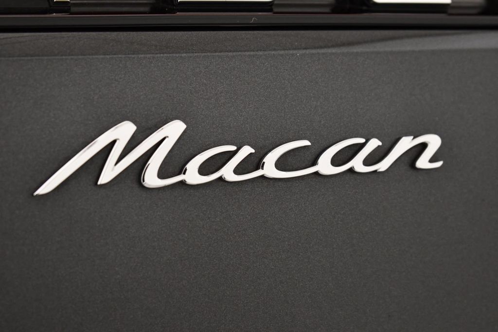 2021 Porsche Macan AWD - 21074854 - 8