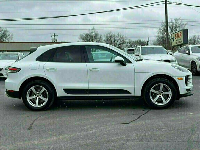 2021 Porsche Macan AWD - 22765548 - 16