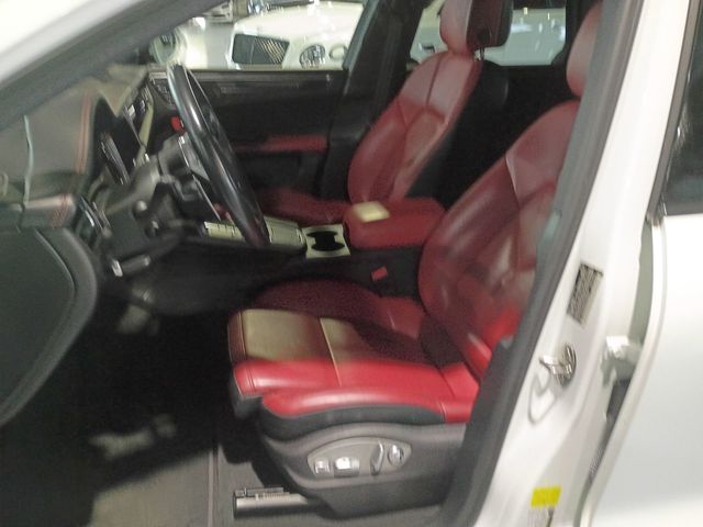 2021 Porsche Macan AWD Clean Carfax Florida SUV - 23092914 - 13