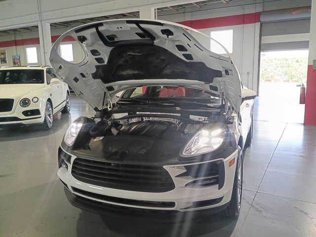 2021 Porsche Macan AWD Clean Carfax Florida SUV - 23092914 - 37