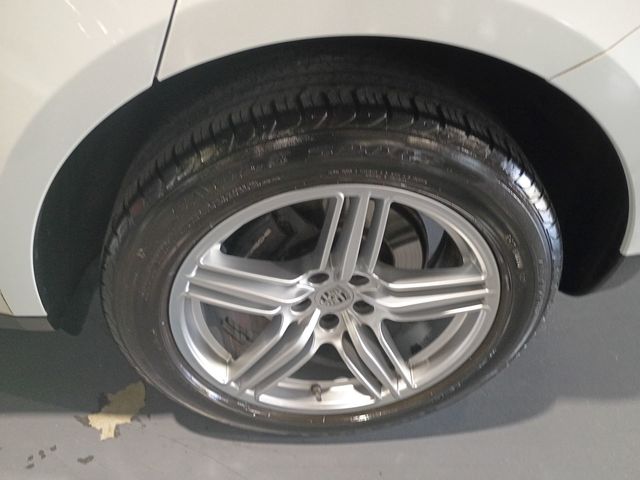2021 Porsche Macan AWD Clean Carfax Florida SUV - 23092914 - 45