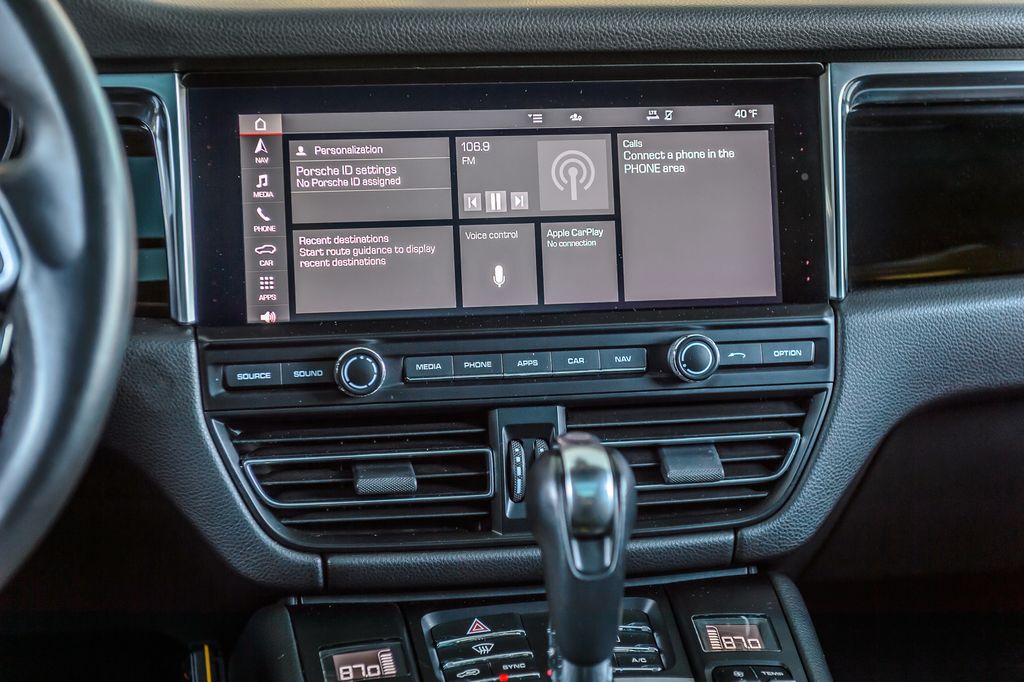 2021 Porsche Macan AWD - MIAMI BLUE - PANO ROOF - BACKUP CAM - BLUETOOTH - GORGEOUS - 22965782 - 28